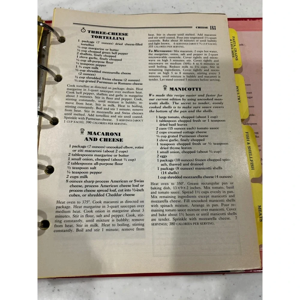 Betty Crocker's 40th Anniversary Edition Cookbook 1986 Ring Bound Binder Red